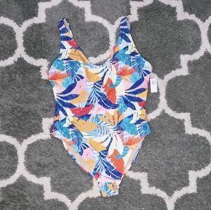 Old Navy one piece bathing suit